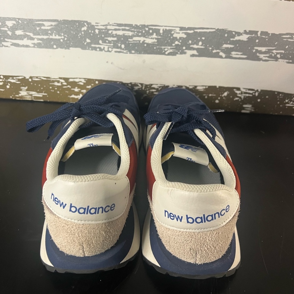 New Balance “ 237” - Picture 4 of 7